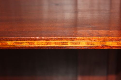 AN INLAID EDWARDIAN SHERATON REVIVAL BOOKCASE - ADDITIONAL PHOTO 4
