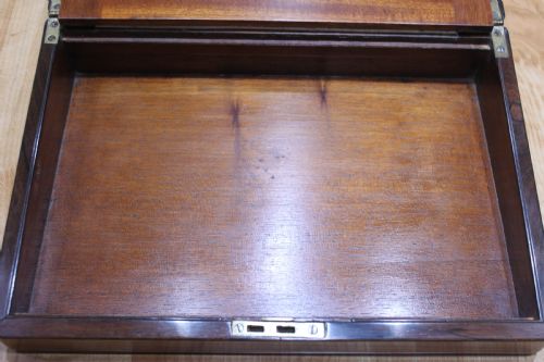 A VICTORIAN ROSEWOOD WRITING SLOPE - ADDITIONAL PHOTO 7