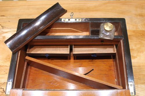 VICTORIAN WALNUT WRITING SLOPE WITH SECRET DRAWERS - ADDITIONAL PHOTO 7