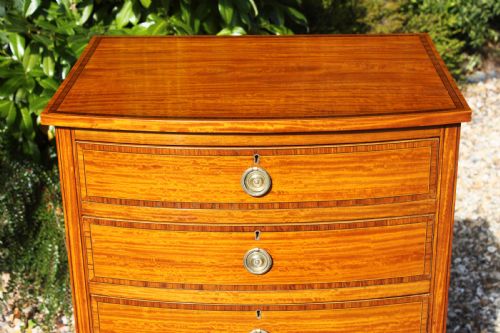 SHERATON REVIVAL SATINWOOD BOW FRONT CHEST OF DRAWERS - ADDITIONAL PHOTO 5