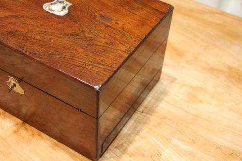 VICTORIAN ROSEWOOD AND MOTHER OF PEARL INLAID FITTED VANITYJEWELLERY CASE - ADDITIONAL PHOTO 1