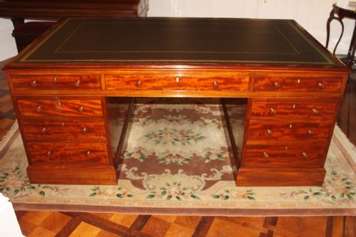 A FINE GEORGE IV EARLY 19TH CENTURY 18 DRAWER MAHOGANY PARTNERS DESK - ADDITIONAL PHOTO 17