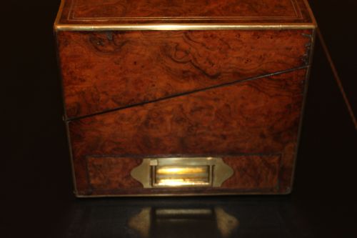 A 19TH CENTURY TOP QUALITY BURR WALNUT AND BRASS INLAID WRITING SLOPE - ADDITIONAL PHOTO 4