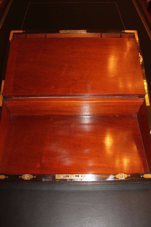A 19TH CENTURY TOP QUALITY BURR WALNUT AND BRASS INLAID WRITING SLOPE - ADDITIONAL PHOTO 9