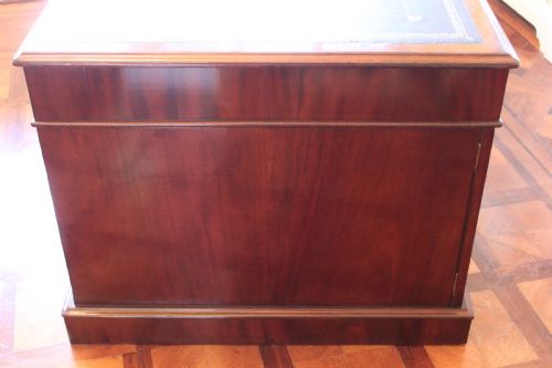 EARLY VICTORIAN MAHOGANY PARTNERS DESK - ADDITIONAL PHOTO 6