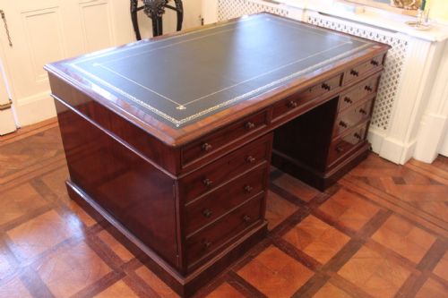 EARLY VICTORIAN MAHOGANY PARTNERS DESK - ADDITIONAL PHOTO 10