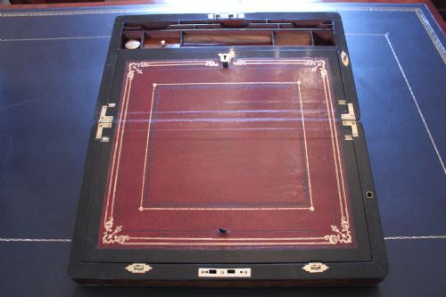 VICTORIAN BURR WALNUT WRITING SLOPE WITH BRAMAH LOCK - ADDITIONAL PHOTO 10