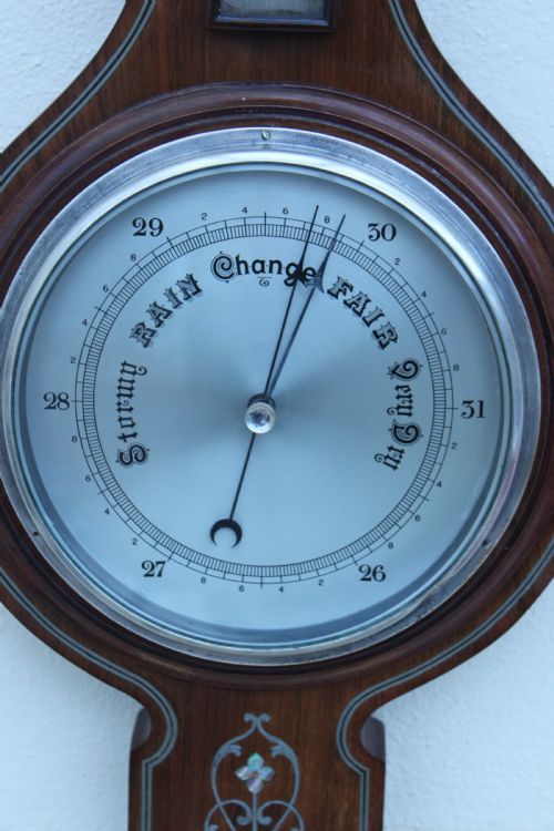AN EARLY 20TH CENTURY INLAID MAHOGANY ANEROID BAROMETER - ADDITIONAL PHOTO 3