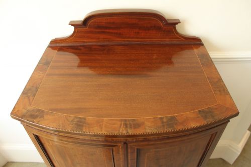 A FINE QUALITY EDWARDIAN INLAID BOWFRONT MAHOGANY MUSIC CABINET - ADDITIONAL PHOTO 3