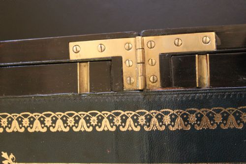 VICTORIAN WRITING SLOPE WALNUT WITH SECRET DRAWERS - ADDITIONAL PHOTO 6