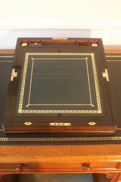 VICTORIAN WALNUT BRASS BOUND WRITING SLOPE - ADDITIONAL PHOTO 11