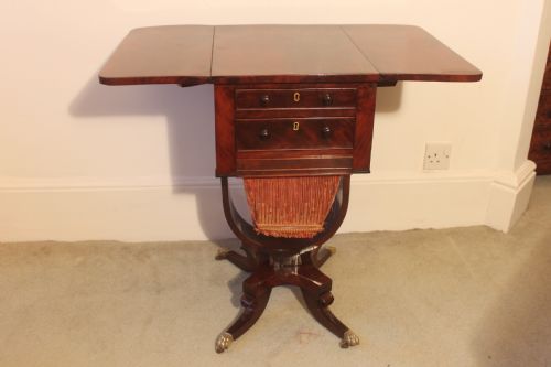 A REGENCY PERIOD MAHOGANY LAMP OCCASIONAL OR WORK TABLE - ADDITIONAL PHOTO 2