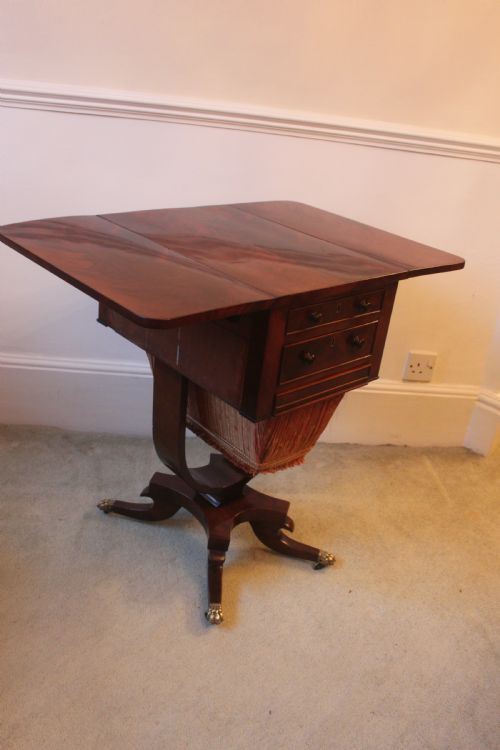 A REGENCY PERIOD MAHOGANY LAMP OCCASIONAL OR WORK TABLE - ADDITIONAL PHOTO 5