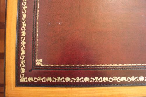 MAHOGANY INLAID SHERATON STYLE PEDESTAL DESK - ADDITIONAL PHOTO 4