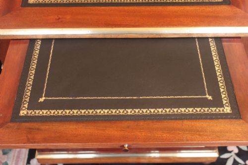 A 19TH CENTURY FRENCH MAHOGANY AND BRASS INLAID PEDESTAL DESK - ADDITIONAL PHOTO 6