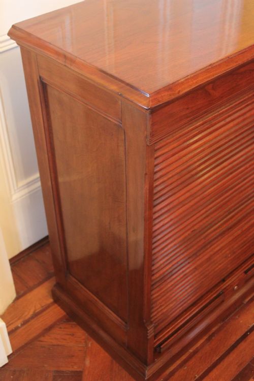 19TH CENTURY WALNUT TAMBOUR FRONT FILING CABINET - ADDITIONAL PHOTO 4