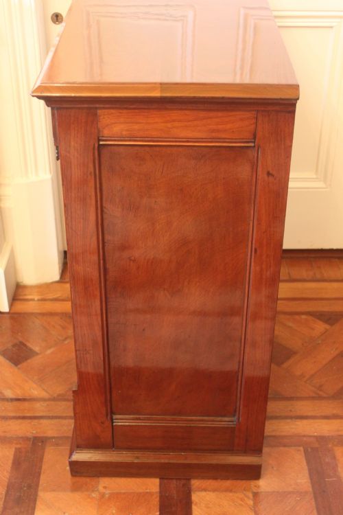19TH CENTURY WALNUT TAMBOUR FRONT FILING CABINET - ADDITIONAL PHOTO 10