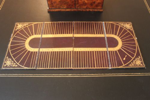 VICTORIAN BURR WALNUT COMPENDIUM OF GAMES BOX - ADDITIONAL PHOTO 15