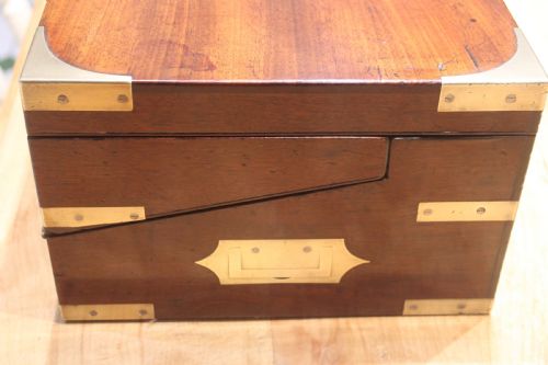 LATE GEORGIAN MAHOGANY CAMPAIGN BIFOLD WRITING SLOPE - ADDITIONAL PHOTO 2