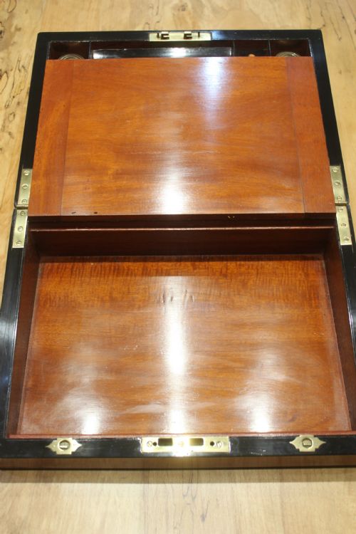 A VICTORIAN BURR WALNUT WRITING SLOPE WITH SECRET DRAWERS BRAMAH LOCK - ADDITIONAL PHOTO 7