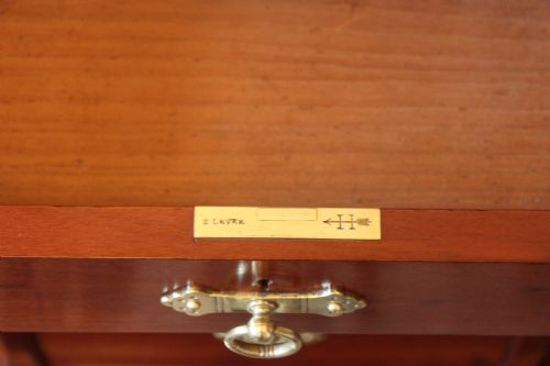 LATE 19TH CENTURY AMERICAN WALNUT PEDESTAL PARTNERS DESK - ADDITIONAL PHOTO 3