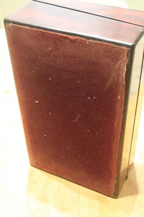 VICTORIAN MAHOGANY AND BRASS INLAID WRITING SLOPE - ADDITIONAL PHOTO 11