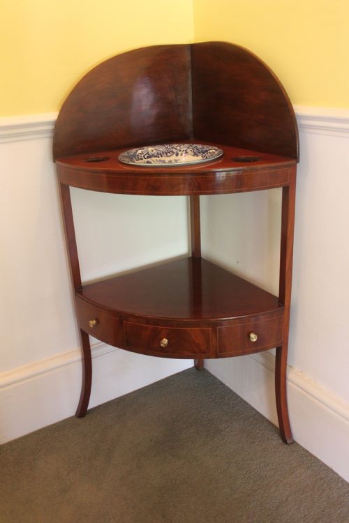 GEORGIAN MAHOGANY CORNER WASHSTAND - ADDITIONAL PHOTO 1