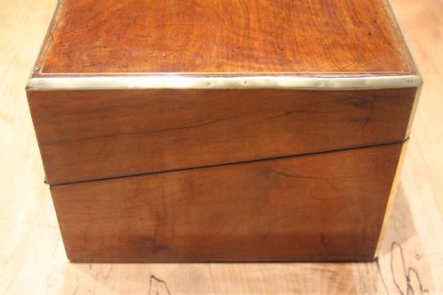 VICTORIAN WALNUT WRITING SLOPE WITH SECRET DRAWERS - ADDITIONAL PHOTO 4