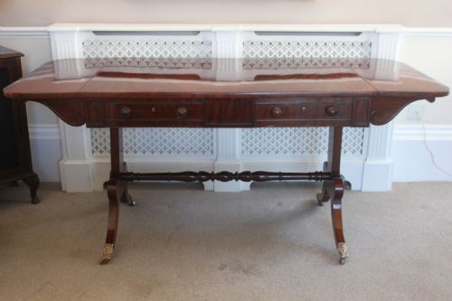 AN EARLY 19TH CENTURY MAHOGANY SOFA TABLE - ADDITIONAL PHOTO 1