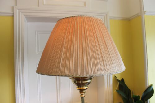 VICTORIAN TELESCOPIC BRASS STANDARD LAMP - ADDITIONAL PHOTO 9