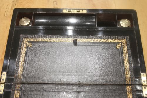 BURR WALNUT WRITING SLOPE WITH BRAMAH LOCK - ADDITIONAL PHOTO 7