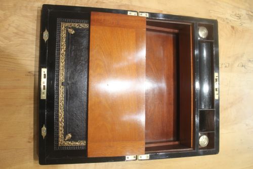 BURR WALNUT WRITING SLOPE WITH BRAMAH LOCK - ADDITIONAL PHOTO 10