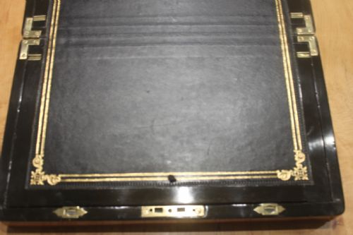 VICTORIAN WALNUT AND BRASS BOUND WRITING SLOPE WITH BRAMAH LOCK KEY AND SECRET DRAWERS - ADDITIONAL PHOTO 6