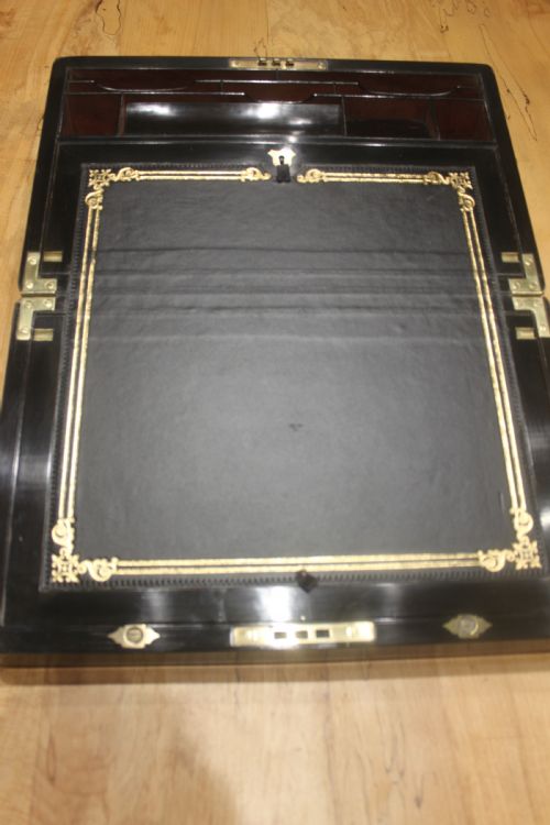 A QUALITY LATE 19TH CENTURY COROMANDEL AND BRASS BOUND WRITING SLOPE - ADDITIONAL PHOTO 5