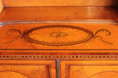 A SHERATON PERIOD SATINWOOD INLAID CABINET - ADDITIONAL PHOTO 4