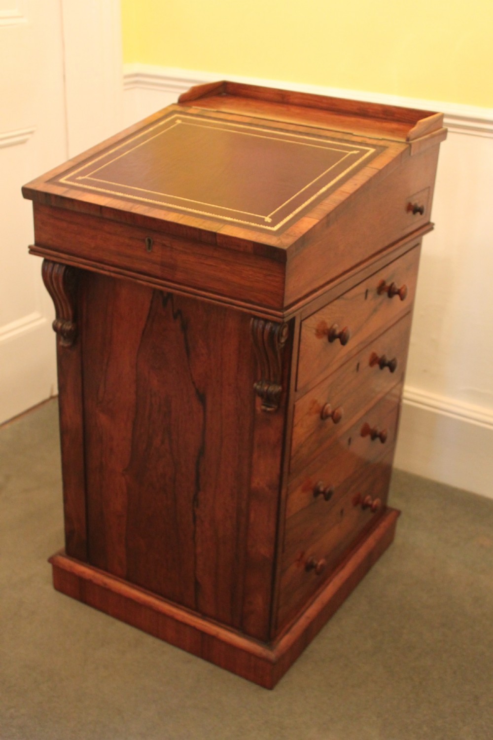 A fine original Regency George IV rosewood davenport 
