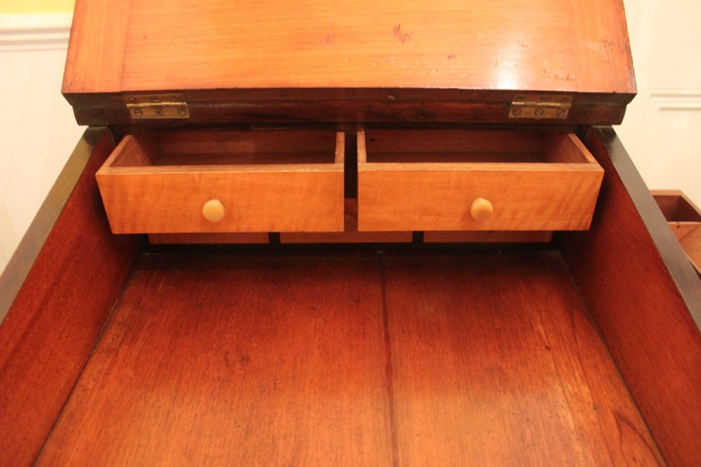 A fine original Regency George IV rosewood davenport  View VII