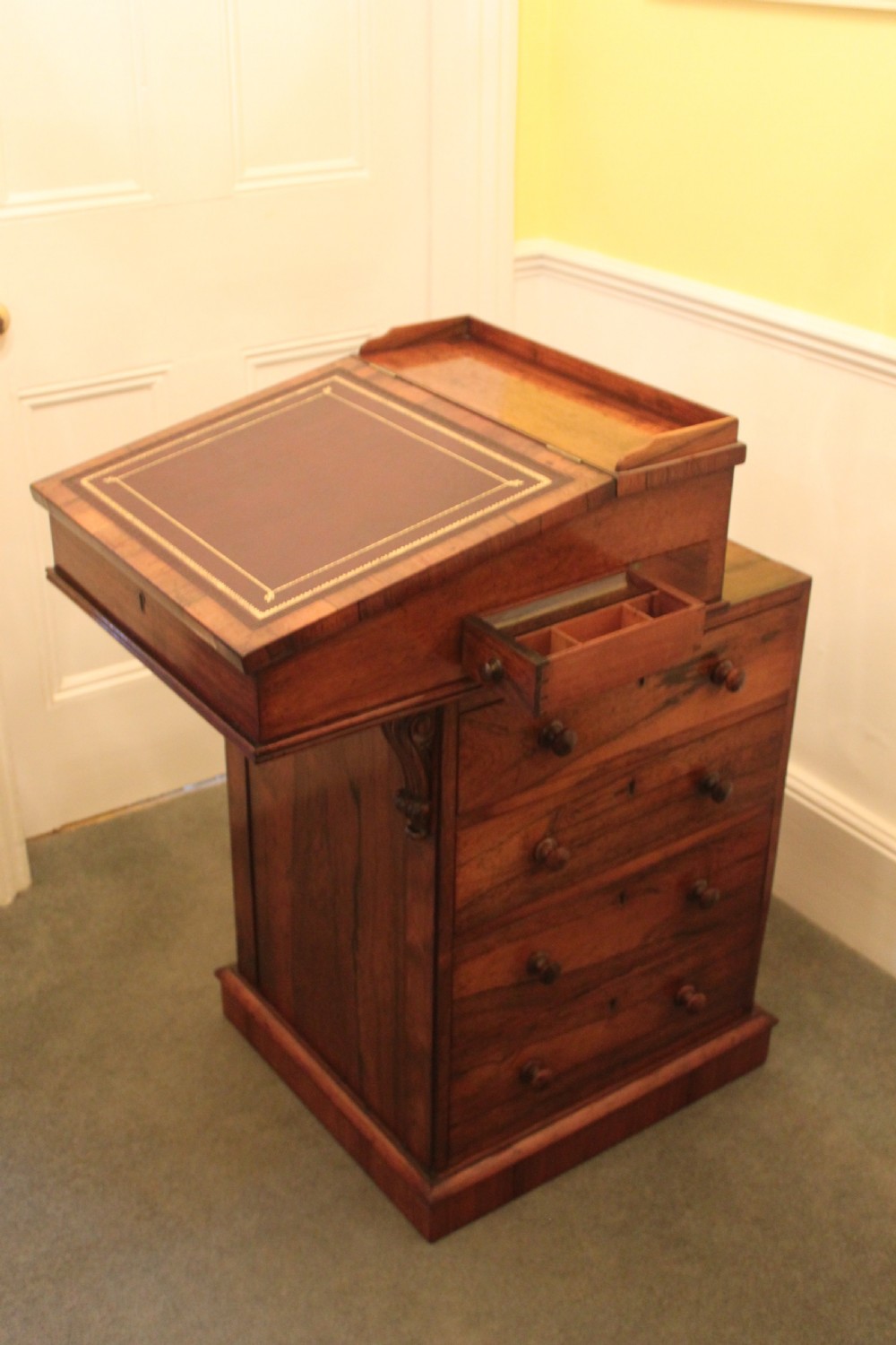 A fine original Regency George IV rosewood davenport  View IX