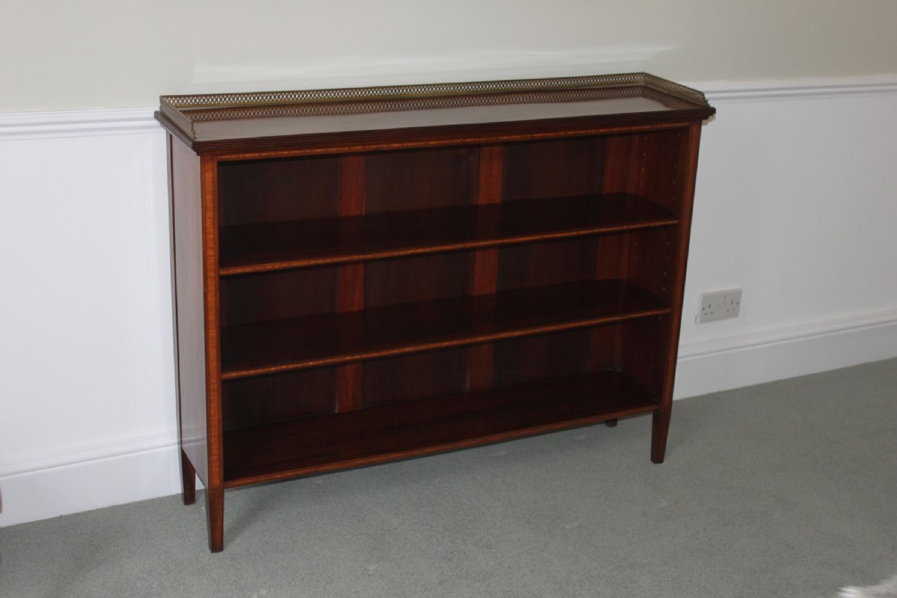 An inlaid Edwardian 