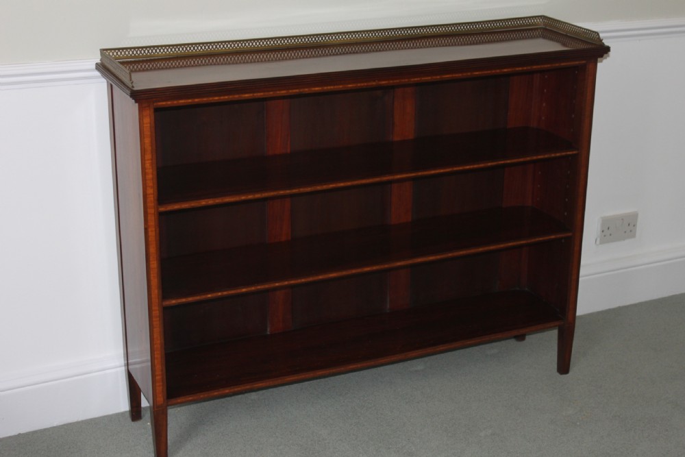 An inlaid Edwardian 