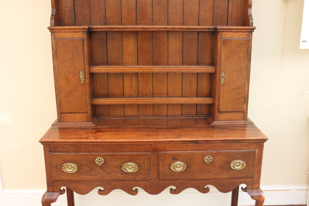 18th century oak and inlaid dresser View VI
