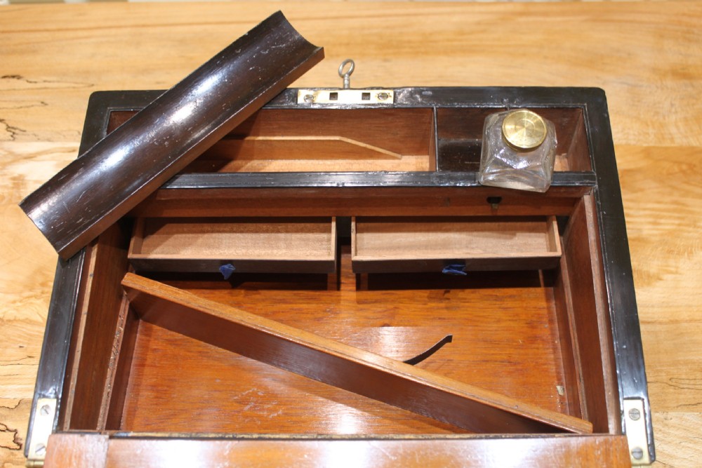 Victorian walnut writing slope with secret drawers View VIII