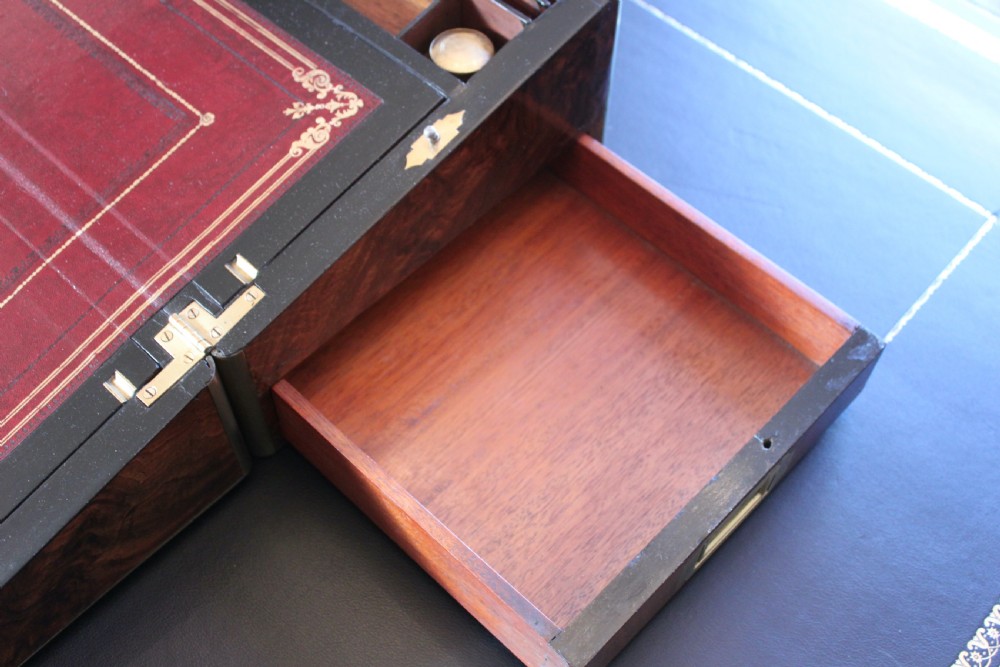 Victorian burr walnut writing slope with Bramah lock View XXIII