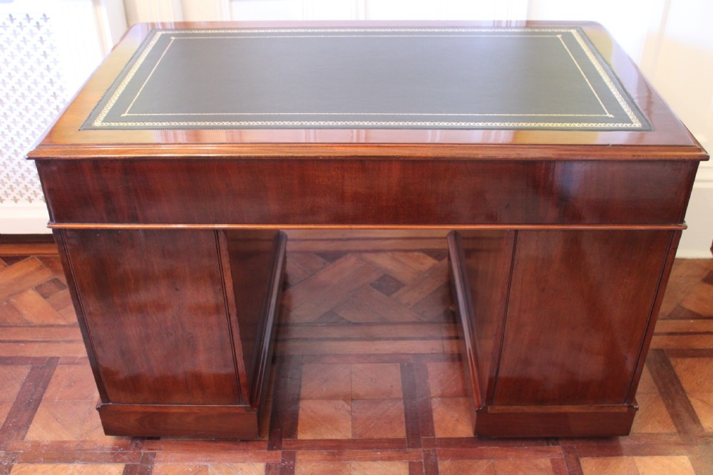Victorian mahogany pedestal desk View IX