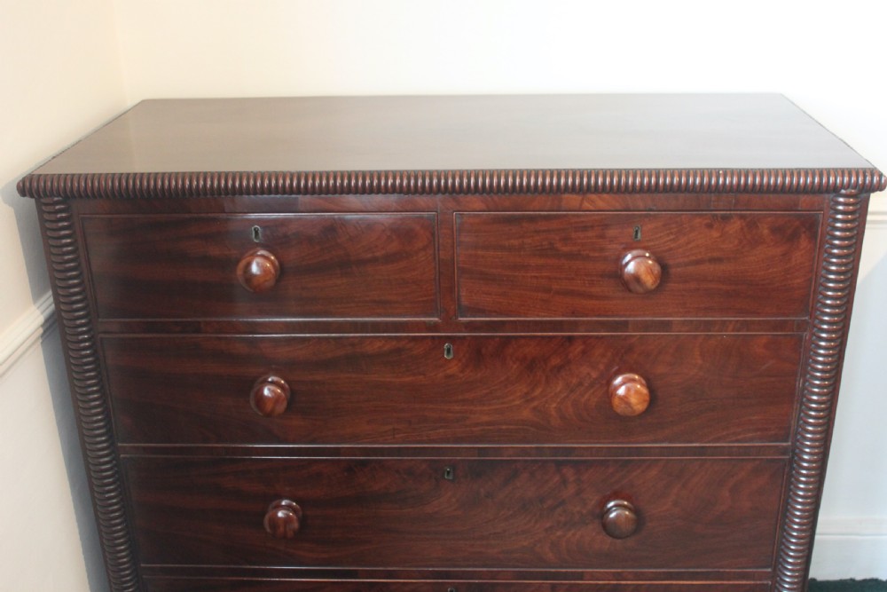 A George IV period mahogany chest of drawers View II