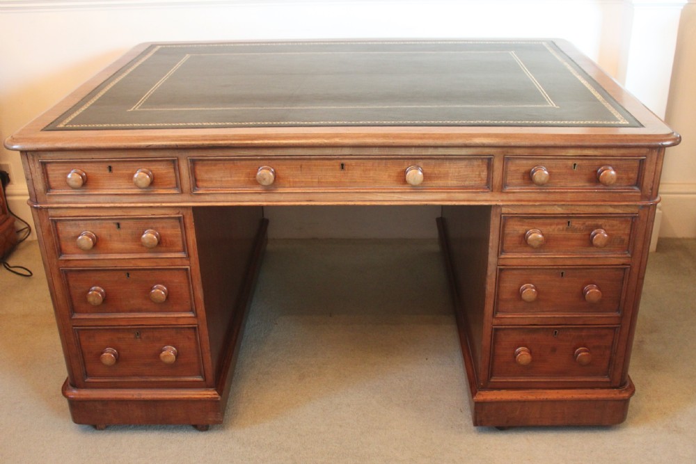 19th century Edwards & Roberts Partners desk in mahogany
