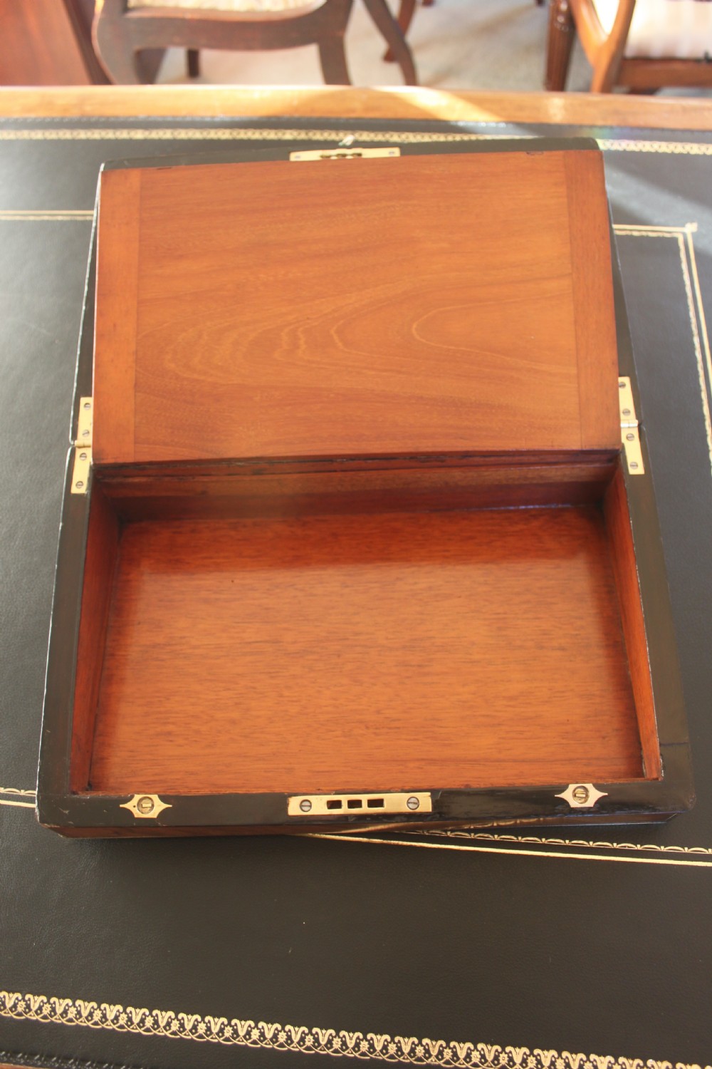 Victorian walnut writing slope with secret drawers View VII