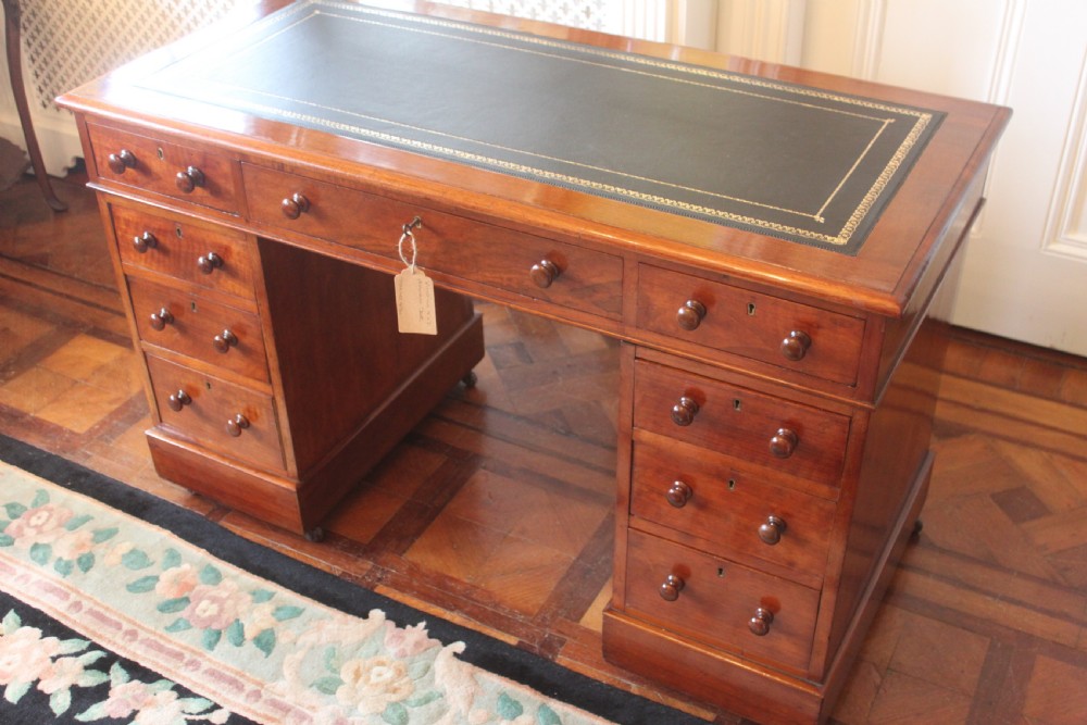 Victorian mahogany pedestal desk View II