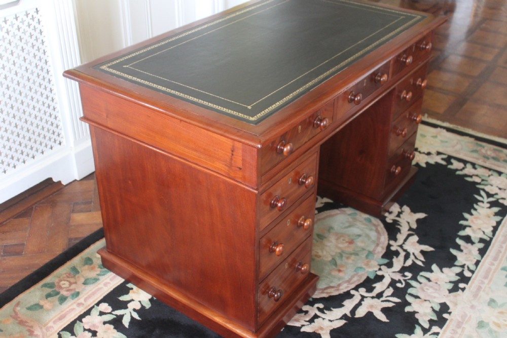 Victorian mahogany pedestal desk View II