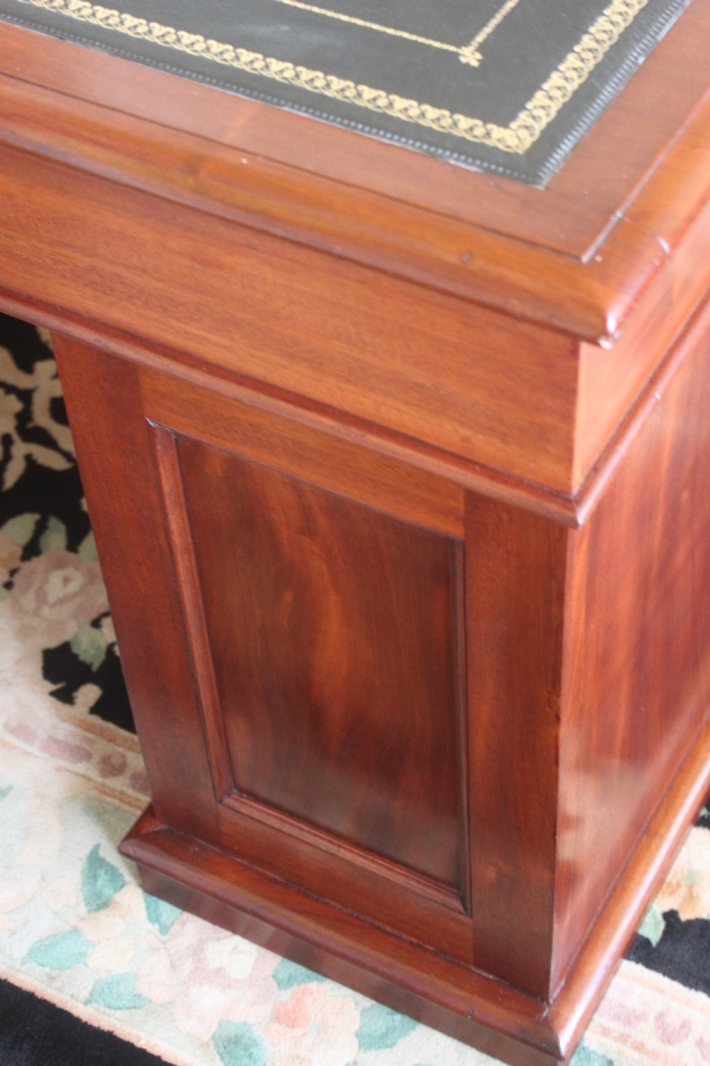 Victorian mahogany pedestal desk View VII